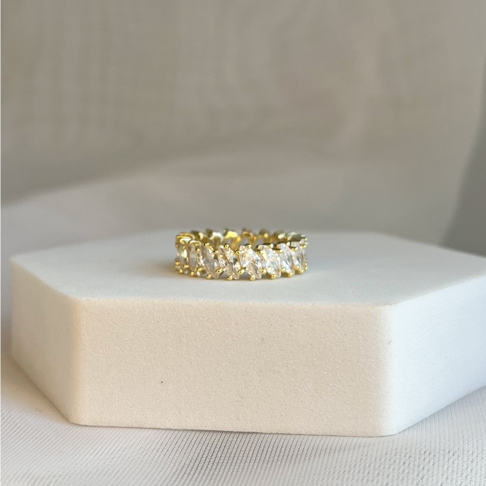 Stones Minimalist Ring